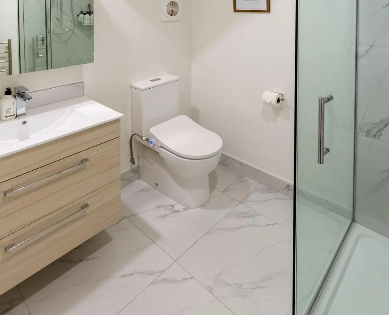 Executive Suite On Lichfield Street - 2 Bed 2 Bath Christchurch New Zealand