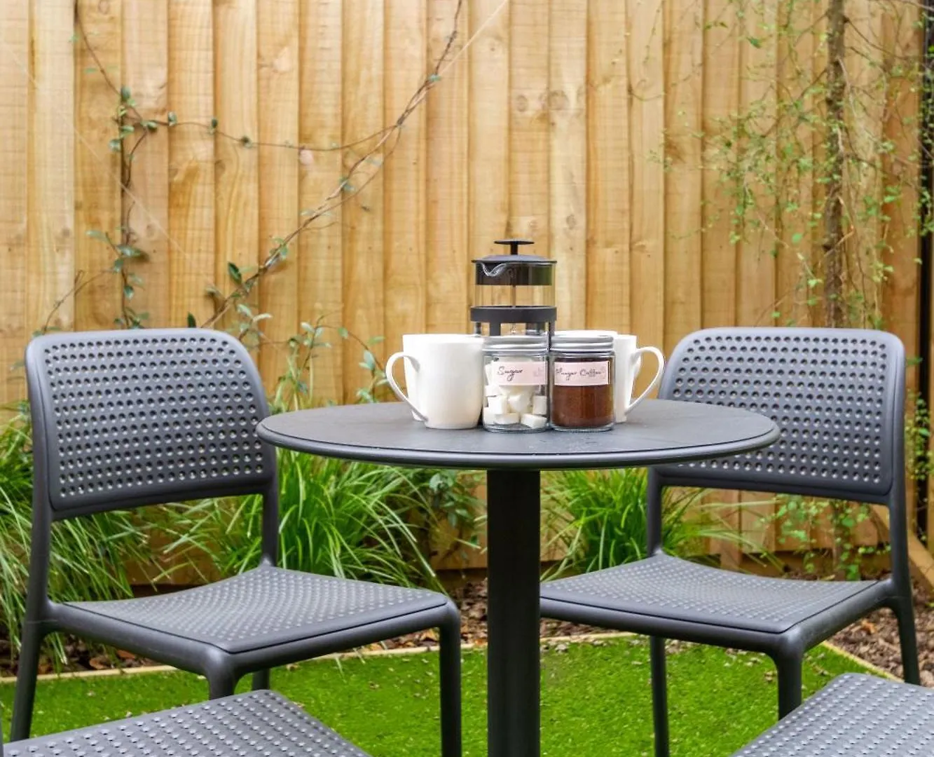 Executive Suite On Lichfield Street - 2 Bed 2 Bath Christchurch